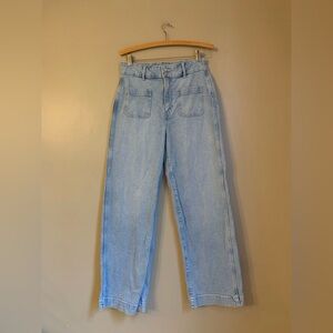 Old Navy sky-hi wide leg crop Jeans size 10